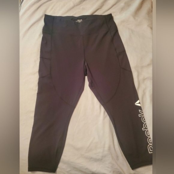 Reebok Athletic Pants Size XXXL - Picture 1 of 6